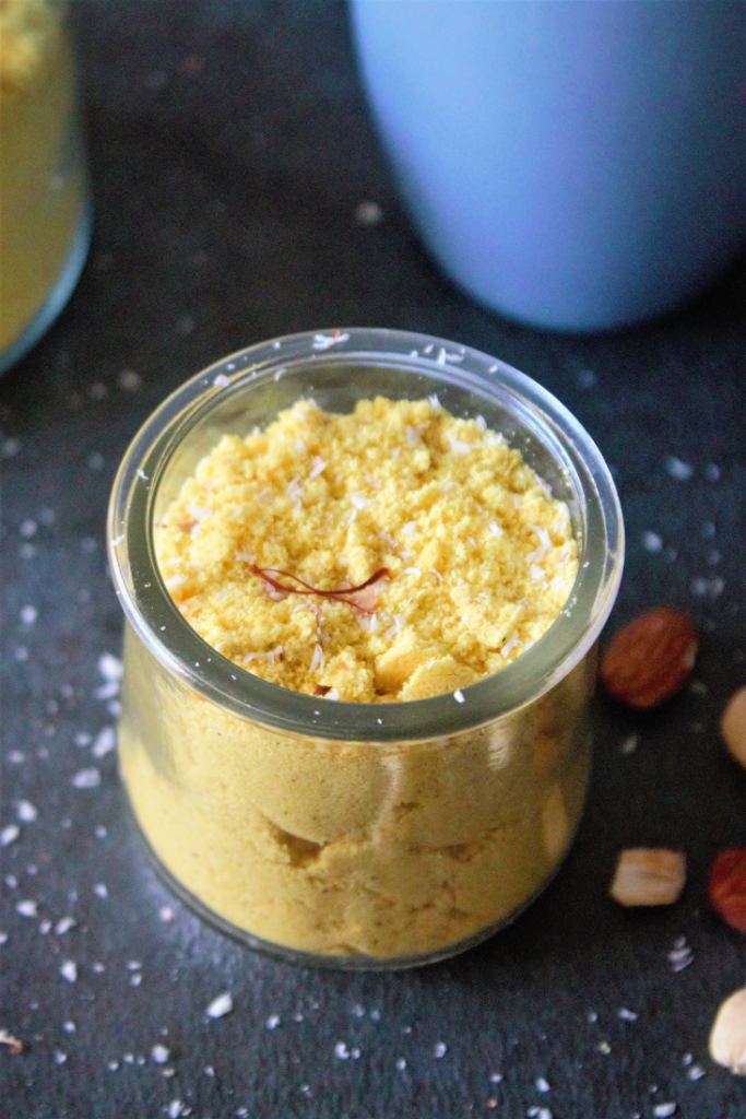Almond milk with spices