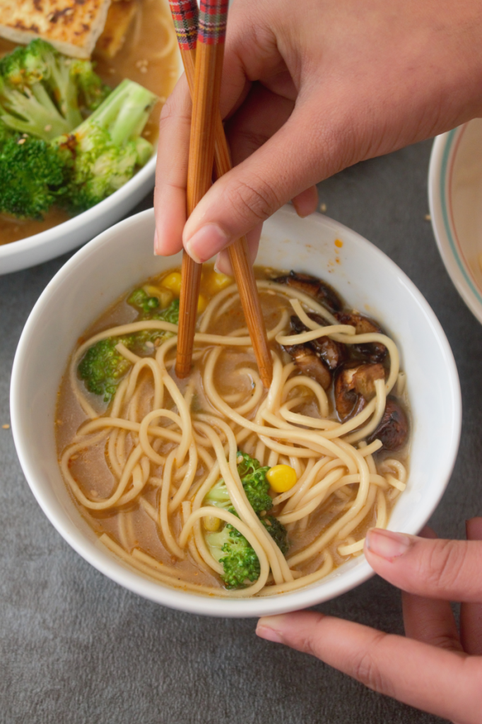 Vegan ramen miso soup